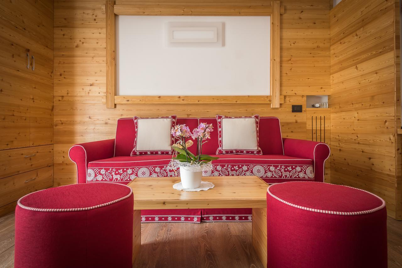 Hotel St. Raphael Madonna di Campiglio Exterior photo